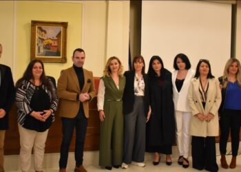 Ορκωμοσία δέκα νέων μόνιμων υπαλλήλων στον Δήμο Καστοριάς