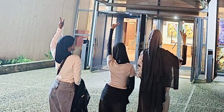 Η Πολυπολιτισμικότητα στη Μουσική: Επίσκεψη Κοριτσιών του Κέντρου Φιλοξενίας Ασυνόδευτων Ανηλίκων Πενταλόφου Δήμου Βοΐου στο “An IrishSmolly Festival – St. Patrick’s Day”