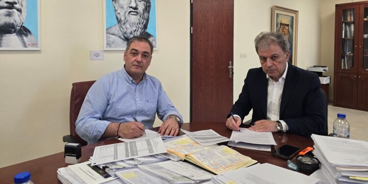 Υπογραφή Προγραμματικής Σύμβασης μεταξύ της Περιφέρειας Δυτικής Μακεδονίας και του Δήμου Κοζάνης για τη «Διαμόρφωση Πάρκου Αγίας Παρασκευής – Περιοχή “Λάκκος”, Οικισμού Κρόκου, Δήμου Κοζάνης»