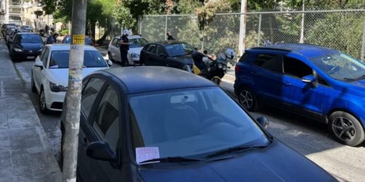 Νέος ΚΟΚ: Αυτά είναι τα πρόστιμα για όσους παρκάρουν παράνομα -Σε ποια παράβαση πρέπει να πληρώσεις 1.000 ευρώ