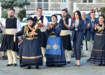 Δήμος Βοΐου: Πραγματοποιήθηκε με εξαιρετική επιτυχία το έθιμο του χορού της Ρόκας στη Γαλατινή. Βίντεο και Φωτογραφίες