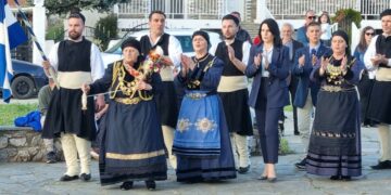 Δήμος Βοΐου: Πραγματοποιήθηκε με εξαιρετική επιτυχία το έθιμο του χορού της Ρόκας στη Γαλατινή. Βίντεο και Φωτογραφίες