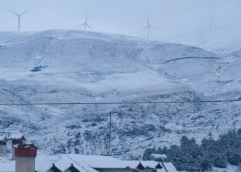 Ο χιονιάς τα πάγωσε όλα!! Στα λευκά ξύπνησε η Δυτική Μακεδονία