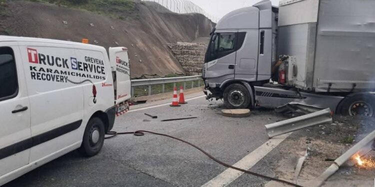 Τροχαίο ατύχημα στην Εγνατία Οδό – Κλειστή η μία λωρίδα