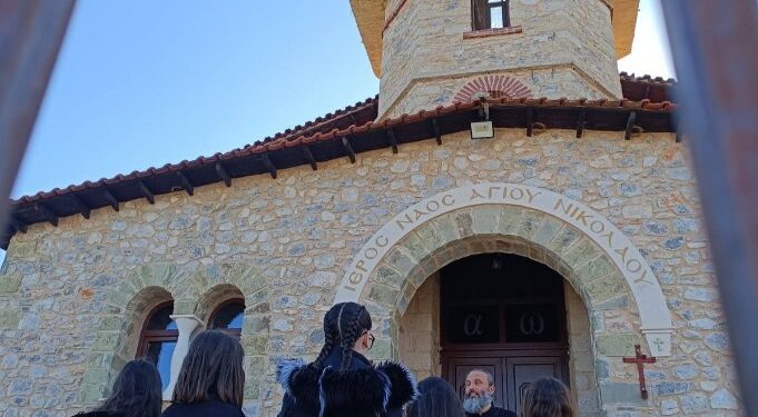 Οι Λαζαρίνες αναβίωσαν στο Μικρόκαστρο.  Φωτογραφίες