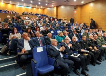 Περιφέρεια Δυτικής Μακεδονίας: Σύσκεψη των εκπροσώπων των Οργανισμών Τοπικής Αυτοδιοίκησης και Φορέων της Δυτικής Μακεδονίας παρουσία  του Υπουργού Κλιματικής Κρίσης και Πολιτικής Προστασίας Γιάννη Κεφαλογιάννη  και του Υφυπουργού Εσωτερικών Κώστα Γκιουλέκα