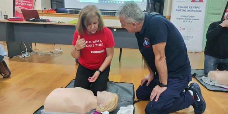 Αιμοδοτικός Σύλλογος Σιάτιστας: Με μεγάλη συμμετοχή πραγματοποιήθηκε το 3ο σεμινάριο πρώτων βοηθειών από το ΕΚΑΒ Κοζάνης