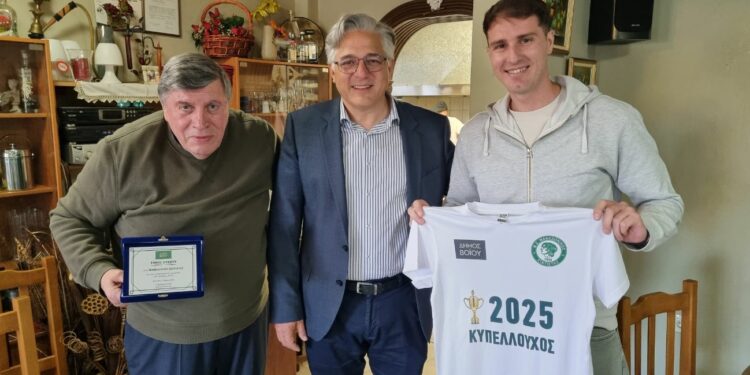 Εκδήλωση του Δήμου Βοΐου προς τιμήν του Μακεδονικού Σιάτιστας για την κατάκτηση του κυπέλλου ΕΠΣ Κοζάνης. Βίντεο