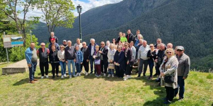 Βόιο: Οι Βαλαάδες επισκέπτονται τα χωριά των προγόνων τους. Φωτογραφίες