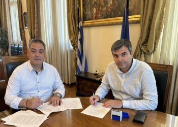 Δήμος Κοζάνης: Υπογραφή σύμβασης για την ανάπλαση του αύλειου χώρου του 2ου Γυμνασίου