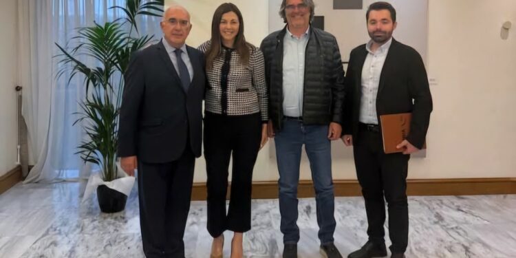 Μιχάλης Παπαδόπουλος: Συνάντηση εργασίας με την Υπουργό Παιδείας Σοφία Ζαχαράκη