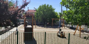 Δήμος Γρεβενών: Παραδόθηκαν προς χρήση οι τέσσερις πρώτες πιστοποιημένες και ανακαινισμένες Παιδικές Χαρές