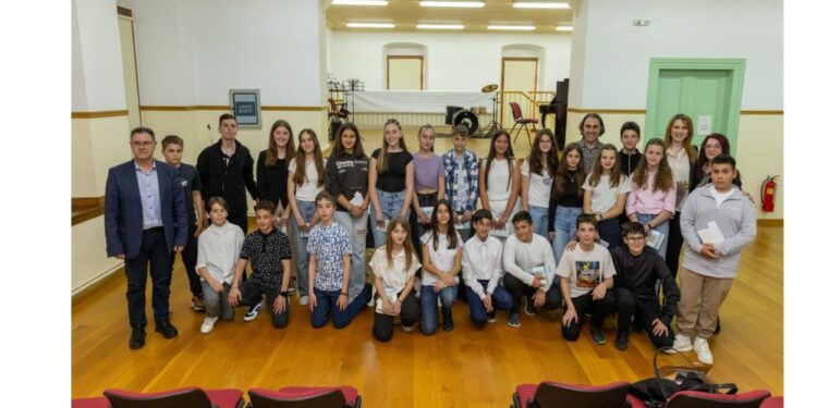 Μουσικό Σχολείο Σιάτιστας: Παρουσίαση του συλλογικού μαθητικού βιβλίου  “Λογοτεχνικά κλειδιά”