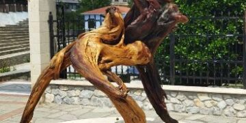 Εγκαίνια της έκθεσης γλυπτών στο Τραμπάντζειο Γυμνάσιο Σιάτιστας την Τετάρτη 4/6