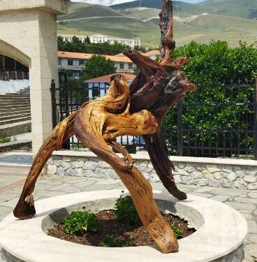 Εγκαίνια της έκθεσης γλυπτών στο Τραμπάντζειο Γυμνάσιο Σιάτιστας την Τετάρτη 4/6