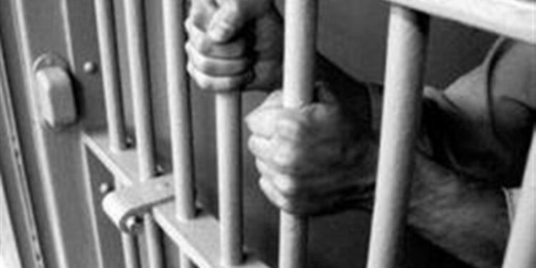 Στη φυλακή 82χρονος που κρίθηκε ένοχος για ενδοοικογενειακή βία σε βάρος της συζύγου του