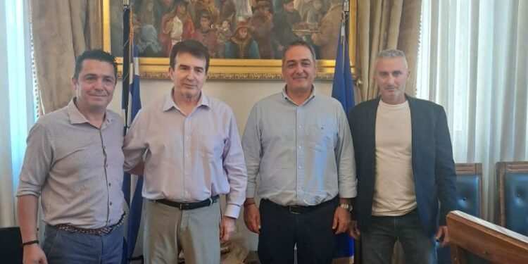 Συνάντηση του Δημάρχου Κοζάνης Γιάννη Κοκκαλιάρη με τον Υπουργό Προστασίας του Πολίτη Μιχάλη Χρυσοχοΐδη