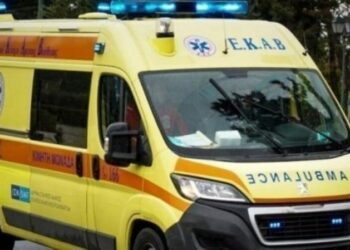 Στο νοσοκομείο 12χρονη μετά από πτώση από ταράτσα