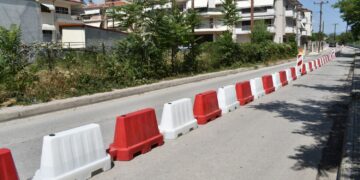 Δήμος Κοζάνης: Κλειστό το ένα ρεύμα της οδού Γεωργίου Σαραντάρη λόγω εργασιών του «Cut and Cover» – Παράκαμψη από την οδό Γιάννη Ψυχάρη – Προσοχή στη σήμανση