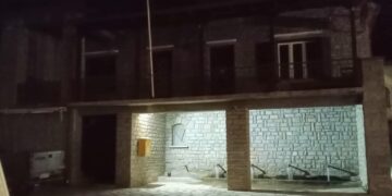 Ζώνη Βοΐου: Ασυνείδητος έκοψε το καλώδιο ρεύματος φωτισμού της κοινότητας. Φωτογραφίες