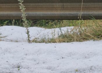 Τσοτύλι: Σφοδρή χαλαζόπτωση. Βίντεο