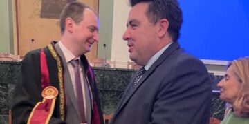 Λάζαρος Γκερεχτές: Ο Χρήστος Κυρατσούς αποτελεί ένα από τα πλέον αναγνωρισμένα ηγετικά μέλη της Επιστημονικής Κοινότητας στο τομέα της Δημόσιας Υγείας.