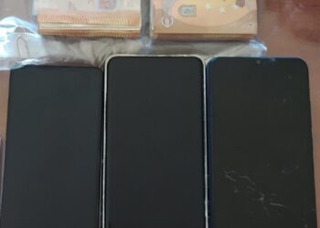 Συνελήφθησαν από αστυνομικούς του Τμήματος Δίωξης και Εξιχνίασης Εγκλημάτων Φλώρινας,-2- διακινητές σε περιοχή της Φλώρινας, για παράνομη μεταφορά -3- αλλοδαπών