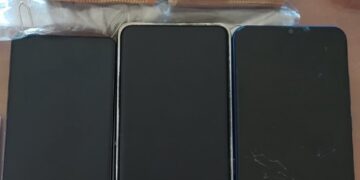 Συνελήφθησαν από αστυνομικούς του Τμήματος Δίωξης και Εξιχνίασης Εγκλημάτων Φλώρινας,-2- διακινητές σε περιοχή της Φλώρινας, για παράνομη μεταφορά -3- αλλοδαπών