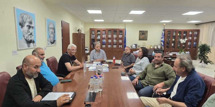 Περιφέρεια Δυτικής Μακεδονίας: Συνάντηση Γ. Αμανατίδη με εκπροσώπους της Ομοσπονδίας Λαϊκών Αγορών Δυτικής Μακεδονίας «Μ. Αλέξανδρος»
