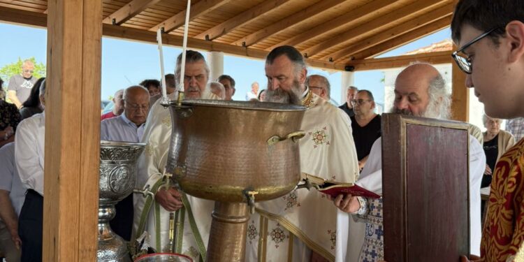 Η Νεάπολη γιόρτασε το Άγιο Πνεύμα