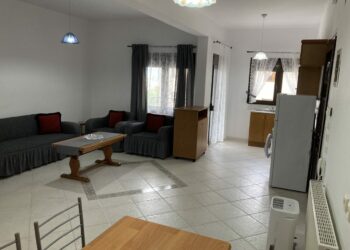 Σιάτιστα: Ενοικιάζεται γκαρσονιέρα πλήρως επιπλωμένη