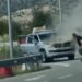 Αυτοκίνητο πήρε φωτιά κοντά στα διόδια Σιάτιστας-Δείτε βίντεο με τις προσπάθειες οδηγού και περαστικών να σβήσουν τις φλόγες