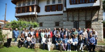 Με επίσκεψη & ξενάγηση στην όμορφή Σιάτιστα ολοκληρώθηκαν οι παράλληλες εκδηλώσεις και δράσεις στο πλαίσιο της Γενικής Συνέλευσης της Κεντρικής Ένωσης Επιμελητηρίων Ελλάδος που φιλοξενήθηκε στην Κοζάνη