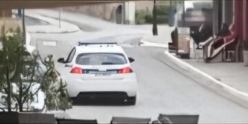 Σιάτιστα: Μπιτόνι με άγνωστο περιεχόμενο στην πλατεία Γεράνειας