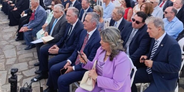 Σιάτιστα: Πραγματοποιήθηκαν τα εγκαίνια του ιδρύματος “Κώστας και Ελένη Παπανικολάου”