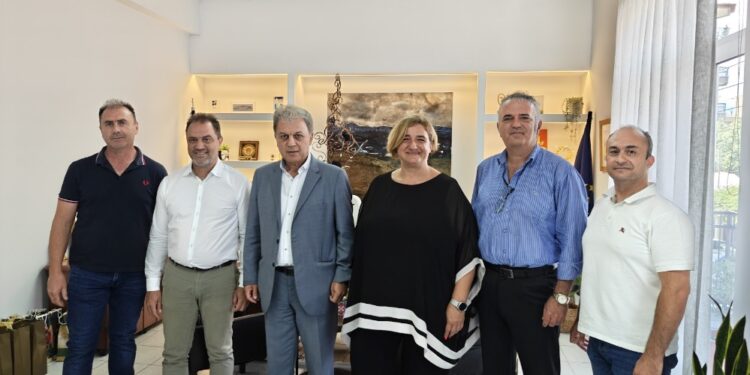 Yπογραφή προγραμματικής σύμβασης μεταξύ των τεσσάρων Επιμελητηρίων και του Περιφερειακού Ταμείου Ανάπτυξης