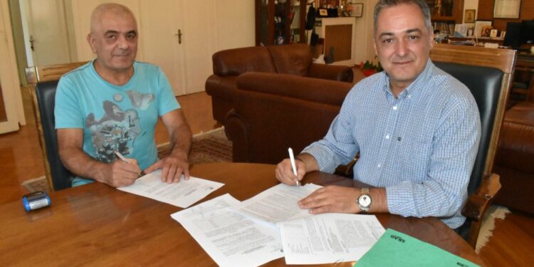 Δήμος Κοζάνης: Υπογραφή σύμβασης για τη συντήρηση του Ειδικού Δημοτικού Σχολείου στην Κοινότητα Τετραλόφου