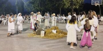 Πελεκάνος: Πραγματοποιήθηκε το έθιμο της Γιορτής του Δράκου. Βίντεο και φωτογραφίες