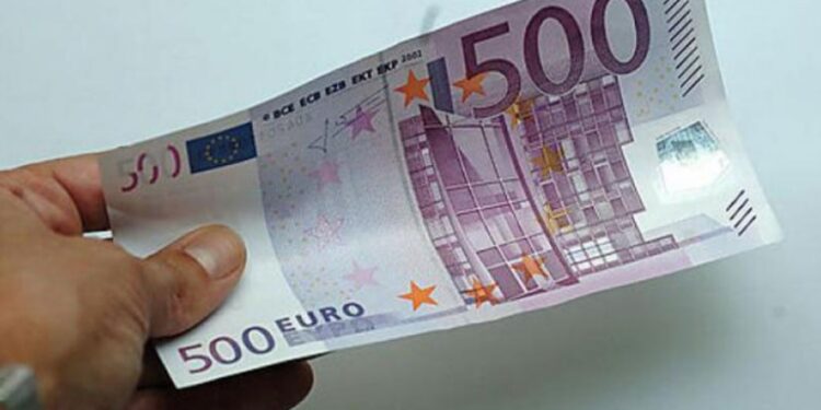 Χαρτονόμισμα 500 ευρώ: Τι ισχύει με την κατάθεση στην τράπεζα
