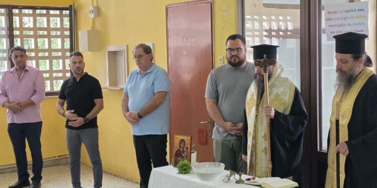 Σιάτιστα: Ο Αγιασμός στο ΕΠΑΛ για τη νέα σχολική χρονιά.  Βίντεο και φωτογραφίες