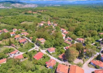 Ακυρώθηκε από την Αποκεντρωμένη Διοίκηση η απόφαση του Δ.Σ. Βοΐου για εκμίσθωση τμήματος 50 τ.μ. της πλατείας στην Κοινότητα Ροδοχωρίου