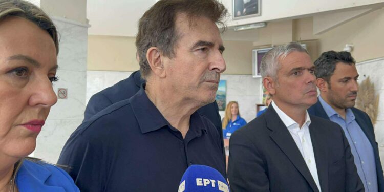 Μ. Χρυσοχοΐδης από Καστοριά: Το Νοέμβριο ο διαγωνισμός, για τη νέα Σχολή Δοκίμων Αστυφυλάκων