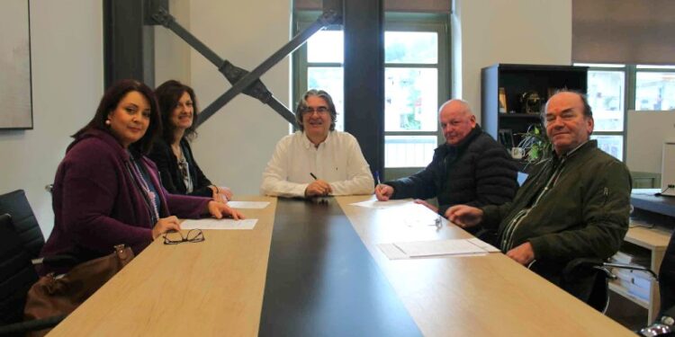 Ο Δήμος Σερβίων καλωσορίζει τρεις νέους υπαλλήλους