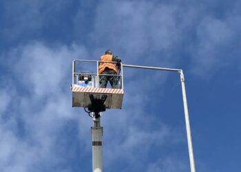 Μας ” αλλαζει τα φώτα” ο Λάζαρος Γκερεχτές. Μείωση κόστους μέχρι 80%