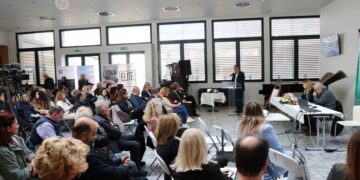 Ολοκληρώθηκε το 9ο Συμπόσιο Λογοτεχνίας με απόδοση τιμής στον συγγραφέα και Πρόεδρο της Εθνικής Βιβλιοθήκης Ελλάδος, Σταύρο Ζουμπουλάκη