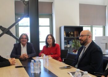Καλλιόπη Βέττα: «Είναι επιτακτική ανάγκη να διατηρηθεί το κατάστημα της Εθνικής Τράπεζας στα Σέρβια ώστε να μην προστεθεί ένας ακόμη κρίκος απαξίωσης στην  Π.Ε. Κοζάνης»