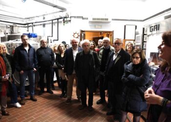 «Το κρασί των λέξεων»: Μια εκδήλωση στο πλαίσιο του Συμποσίου Λογοτεχνίας που ένωσε τη λογοτεχνία και τη μουσική με την τοπική παραγωγή