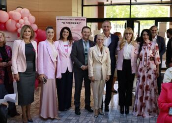 Ηχηρό μήνυμα ζωής, δύναμης, αγάπης και ελπίδας, στην εκδήλωση «Pink Gala», που διοργάνωσαν ο Στάθης Κωνσταντινίδης και η Μελίνα Χατζηπαντελή, για την πρόληψη του καρκίνου του μαστού