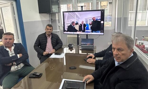 Παράδοση Ψηφιακής Αναβάθμισης και Ενίσχυσης Υποδομών του Εργατοϋπαλληλικού Κέντρου Καστοριάς από την Π.Ε. Καστοριάς