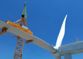 Όμιλος ΔΕΗ: Ολοκλήρωση κατασκευής αιολικού πάρκου 36 MW στη Φωκίδα 